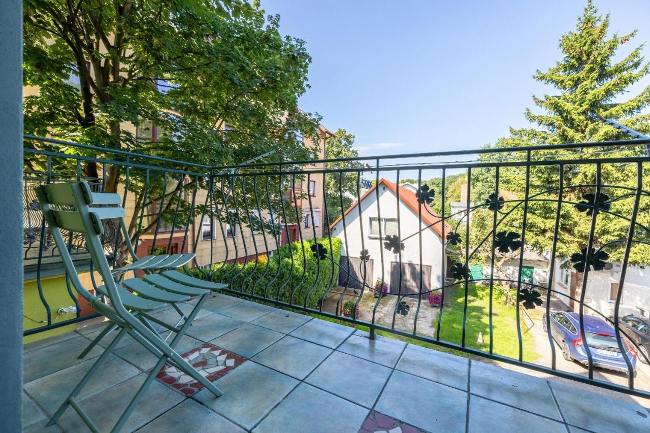Bright & Spacious Family Apartment In Miedzyzdroje With Parking And 3 Balconies By Noclegi Renters Exterior foto