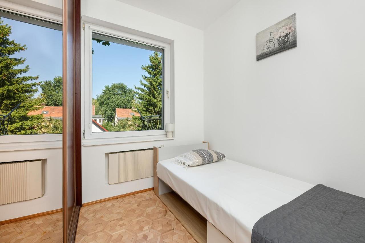 Bright & Spacious Family Apartment In Miedzyzdroje With Parking And 3 Balconies By Noclegi Renters Exterior foto