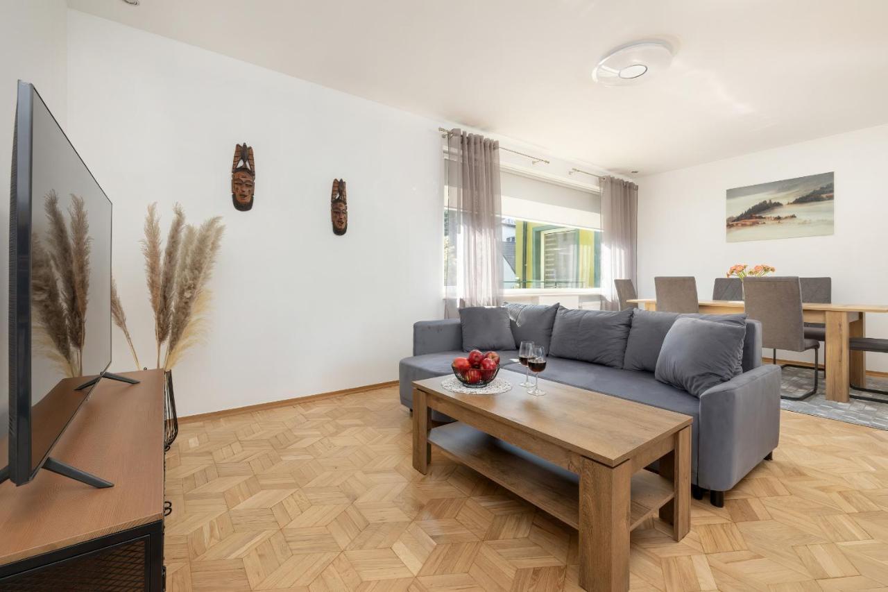 Bright & Spacious Family Apartment In Miedzyzdroje With Parking And 3 Balconies By Noclegi Renters Exterior foto