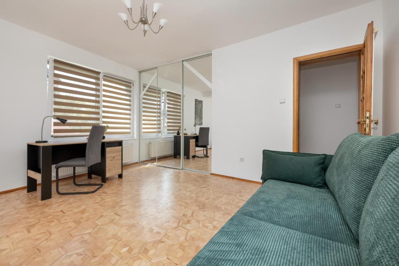 Bright & Spacious Family Apartment In Miedzyzdroje With Parking And 3 Balconies By Noclegi Renters Exterior foto